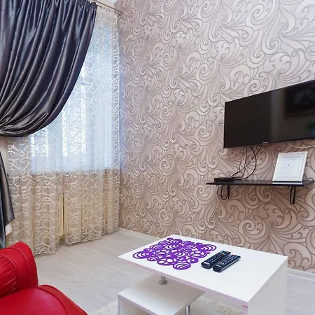 Two Deluxe Apt On Kirova - 23