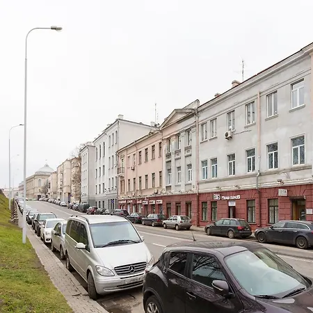 Апартаменти Two Deluxe Apt On Kirova - 23
